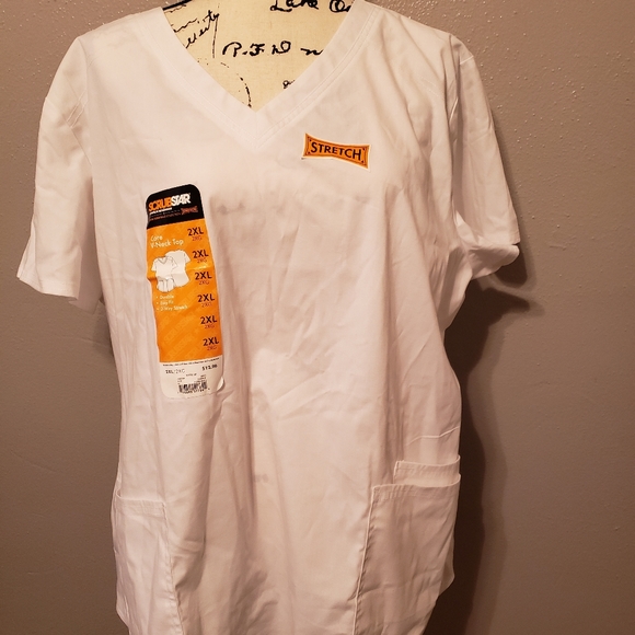 Women's uniform top - Picture 2 of 8